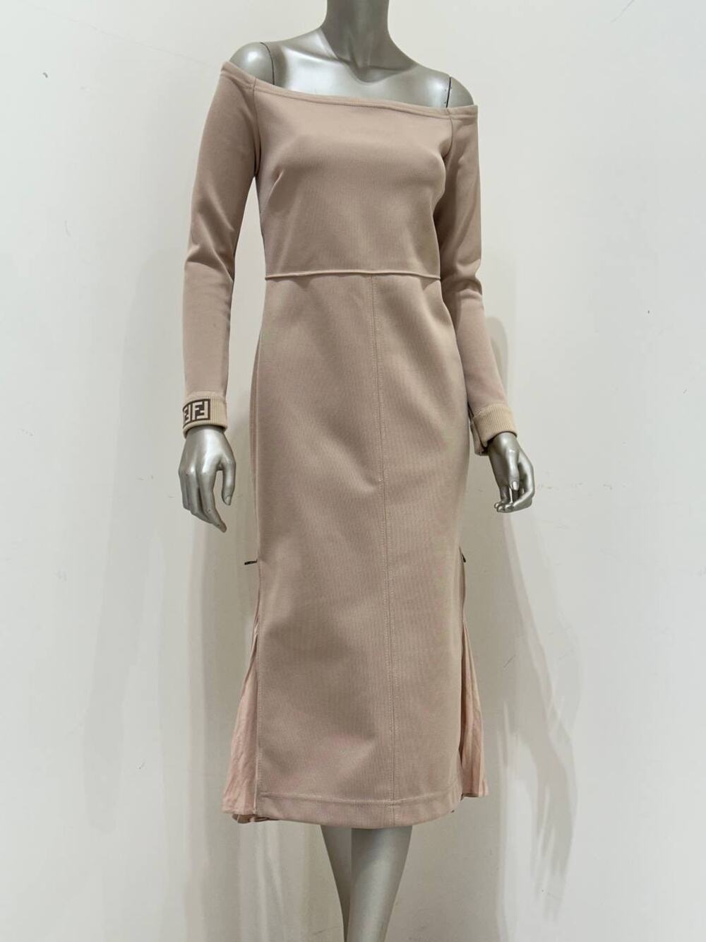 Fendi 2018 Beige Off-Shoulder Midi Dress Sz.42